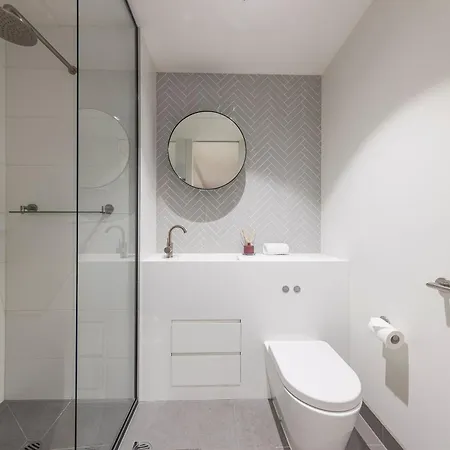 Eq Tower Modern Apartments Melbourne Central Cbd Room photo